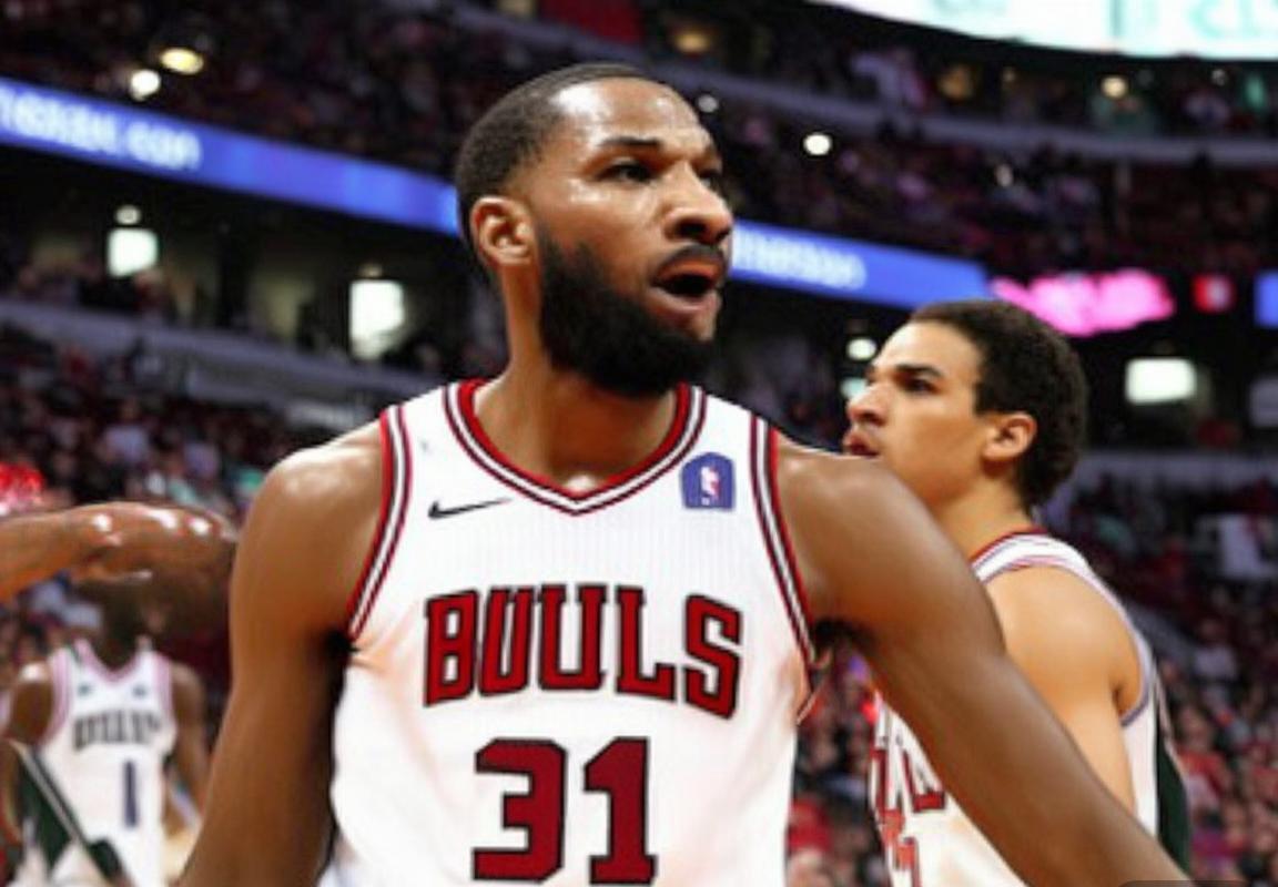 公牛队胜骑士队，NBA季后赛中亚历克斯·卡鲁索锁死多诺万·米切尔成关键